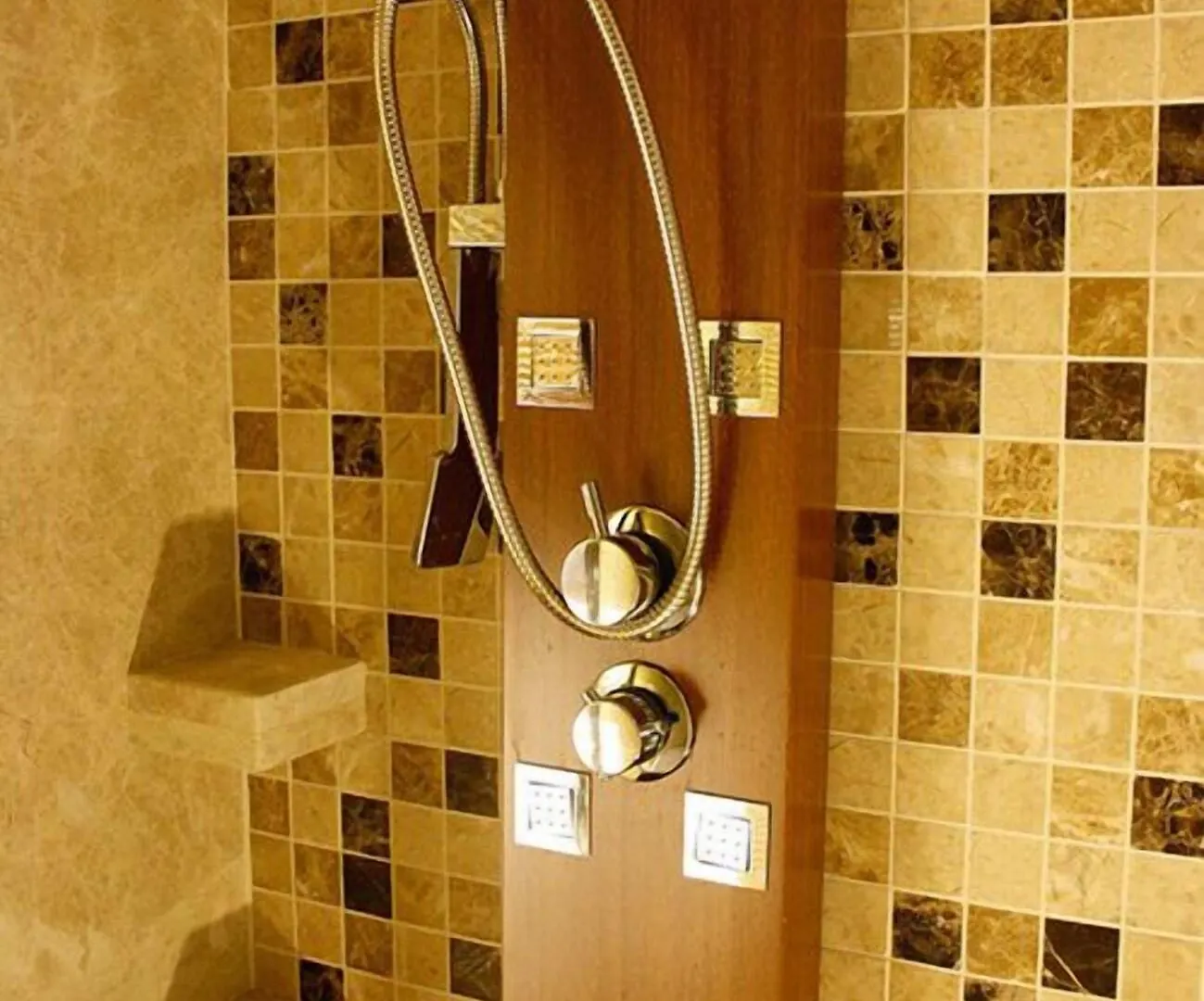 ***  Atasehir Palace Hotel Istanbul Turcia